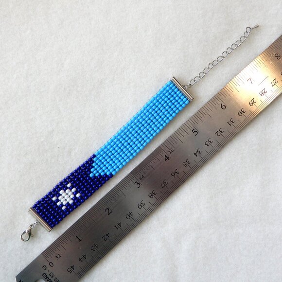 Minnesota state flag bead bracelet, handmade, adjustable length - Picture 6 of 6